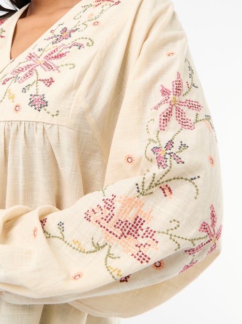 Blouse brodée à fleurs - Kiabi