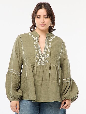 Blouse brodée à manches longues