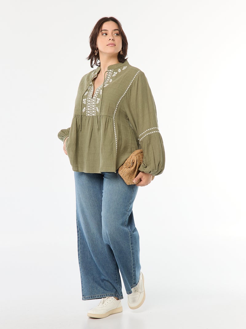 Blouse brodée à manches longues Vert - Kiabi