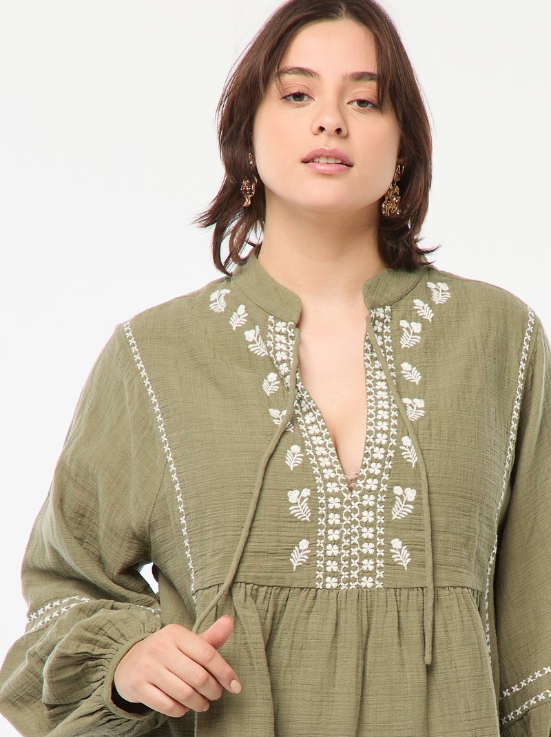 Blouse brodée à manches longues Vert - Kiabi