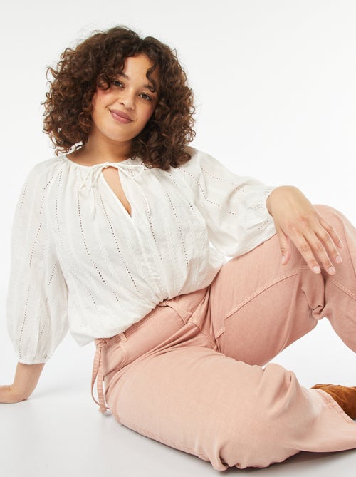 Blouse brodée avec manches 3/4 - Kiabi