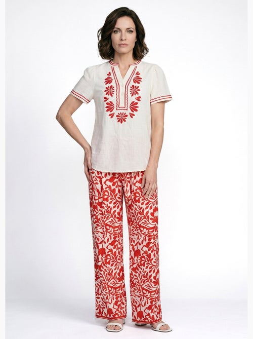 Blouse broderies fleuries col tunisien - AFIBEL - Kiabi Blouse broderies fleuries col tunisien - AFIBEL - Kiabi