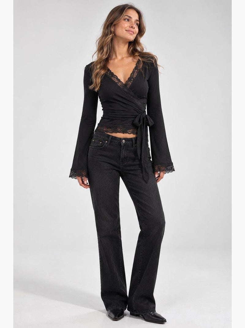 Blouse cache-cœur à manches longues avec détails en dentelle et liens à nouer hiccup Noir - Kiabi