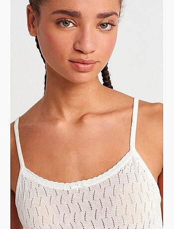 Blouse cami courte en maille texturée à nœud dilvin