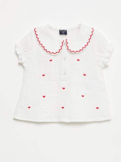 Blouse col Claudine et broderies 'cœurs' - Kiabi Blouse col Claudine et broderies 'cœurs' - Kiabi