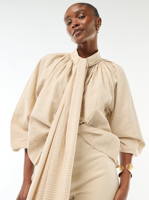 Blouse col lavalière à carreaux en coton - Kiabi Blouse col lavalière à carreaux en coton - Kiabi