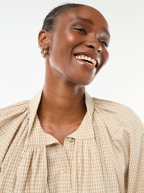 Blouse col lavalière à carreaux en coton - Kiabi Blouse col lavalière à carreaux en coton - Kiabi