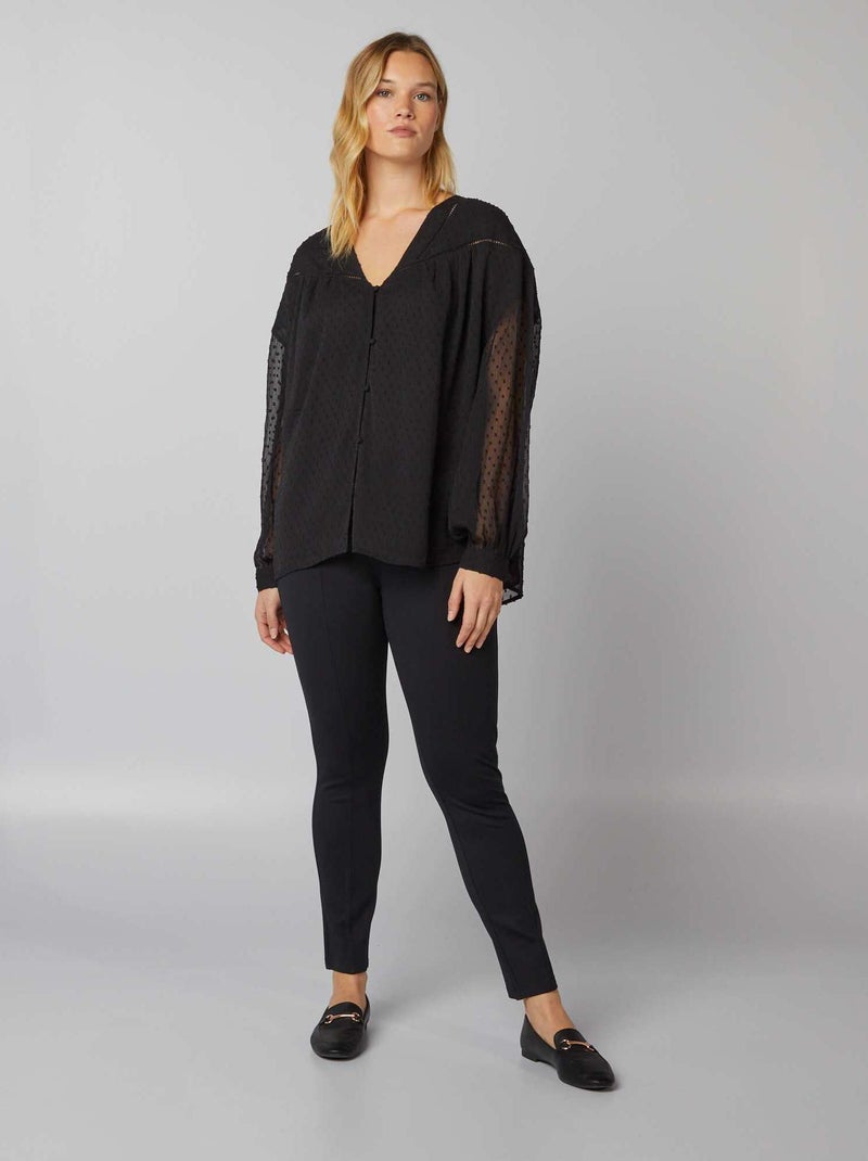 Blouse col V à plumetis noir - Kiabi