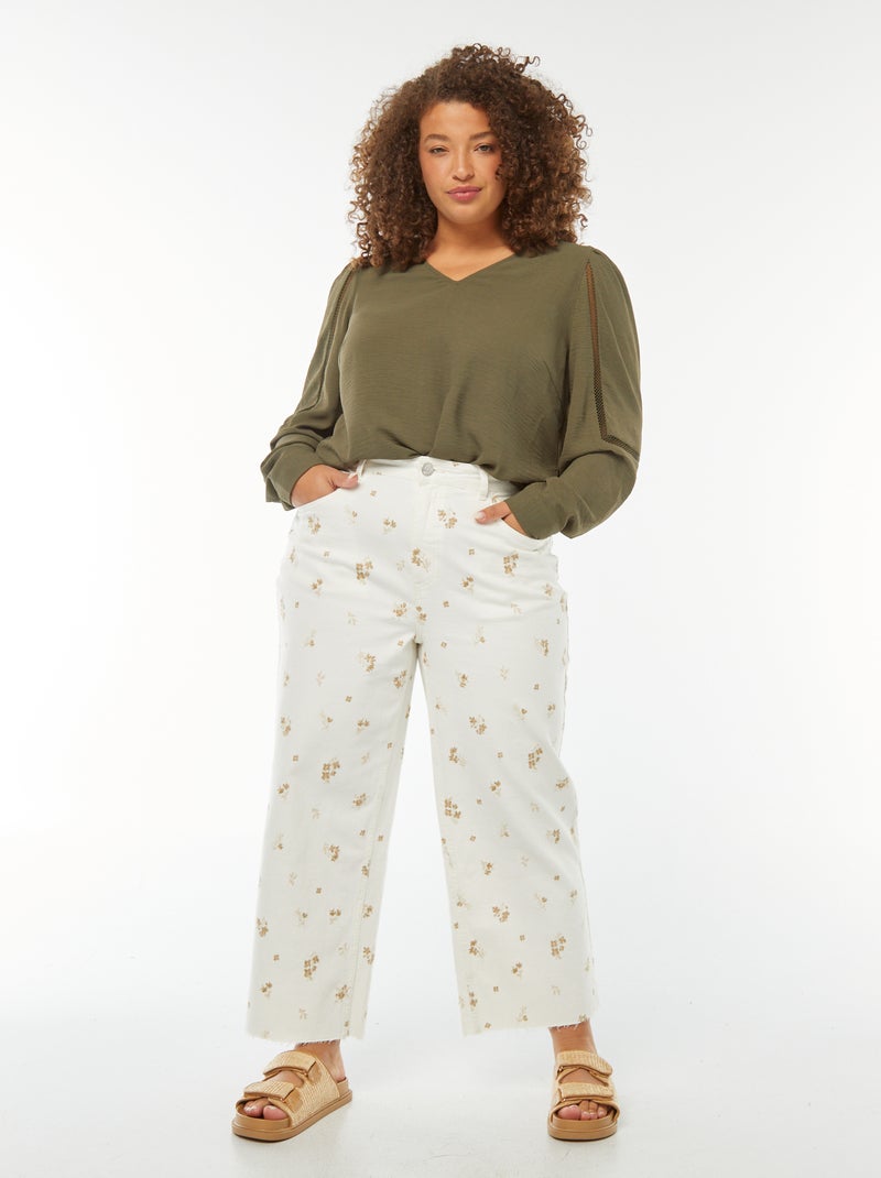 Blouse col v avec détails en dentelle sur les manches Kaki - Kiabi