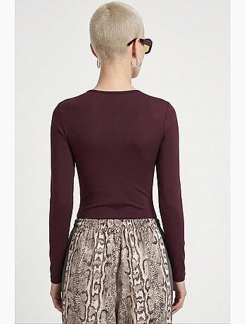 Blouse courte à col rond et manches longues, coupe ajustée busem