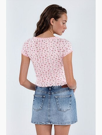Blouse courte à encolure en u à fleurs avec volants busem