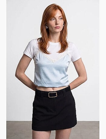 Blouse courte style caraco en satin et dentelle dilvin