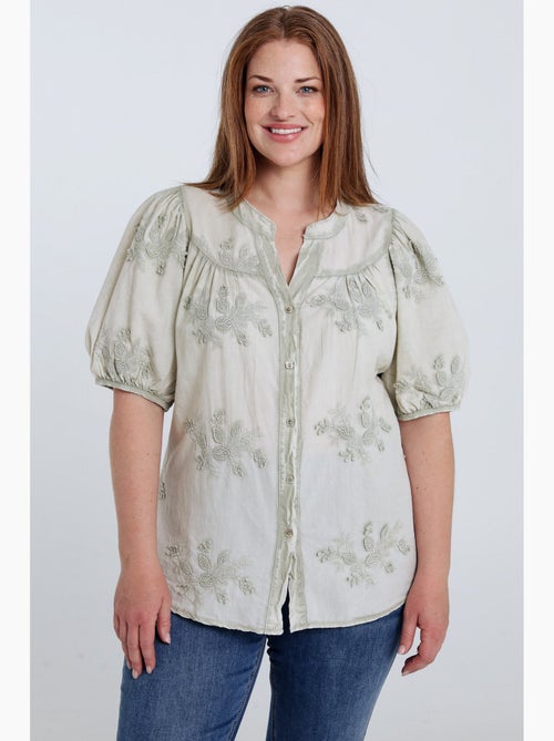 Blouse en coton avec fleurs brodées PAPRIKA - Kiabi Blouse en coton avec fleurs brodées PAPRIKA - Kiabi