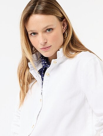 Blouse en denim avec col volanté