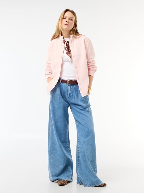 Blouse en denim avec col volanté - Kiabi Blouse en denim avec col volanté - Kiabi