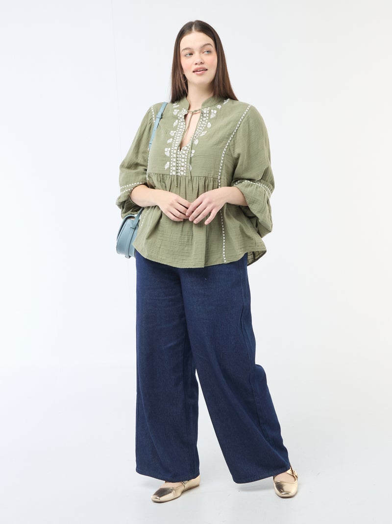 Blouse en gaze de coton avec broderies fantaisies et cordons au col Vert - Kiabi