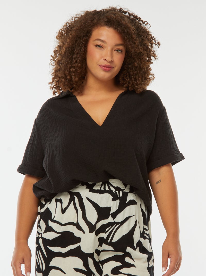 Blouse en gaze de coton avec col polo noir - Kiabi