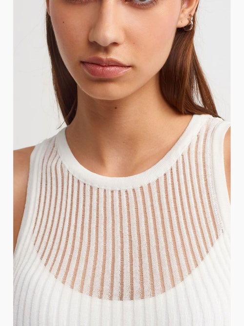 Blouse en maille côtelée sans manches dilvin - Kiabi Blouse en maille côtelée sans manches dilvin - Kiabi