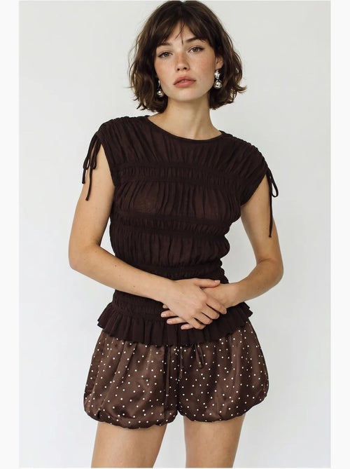 Blouse en maille sans manches, coupe ajustée, lien lucci - Kiabi Blouse en maille sans manches, coupe ajustée, lien lucci - Kiabi