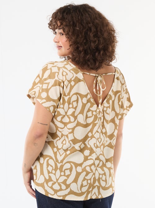 Blouse en matière gaufrée à manches courtes - Kiabi