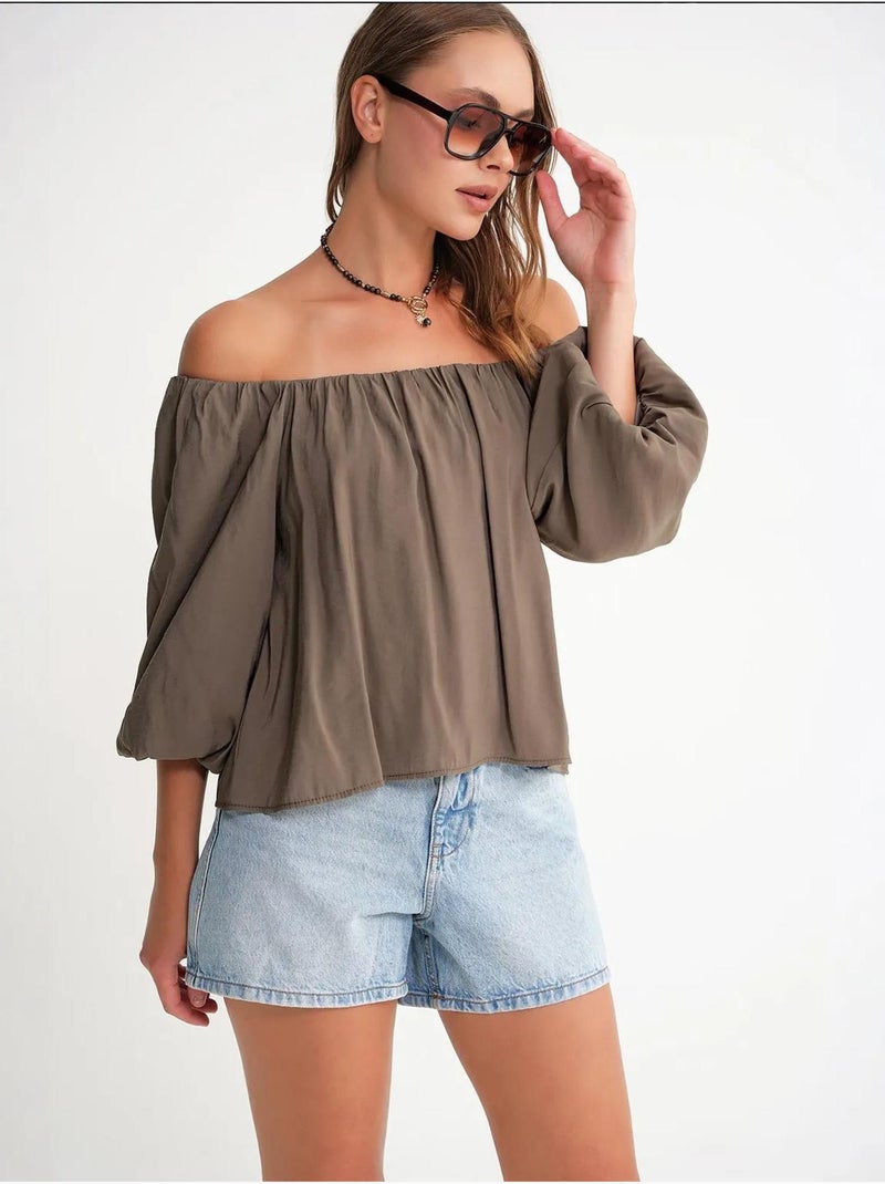 Blouse femme regular avec col madonna et détail volanté mixray Kaki - Kiabi