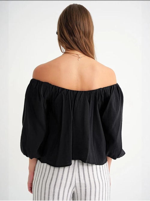 Blouse femme regular avec col madonna et détail volanté mixray - Kiabi Blouse femme regular avec col madonna et détail volanté mixray - Kiabi