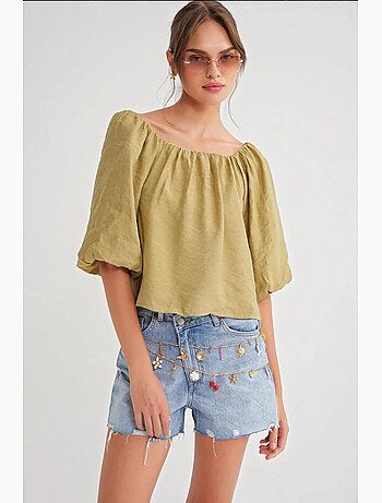 Blouse femme regular avec col madonna et détail volanté mixray