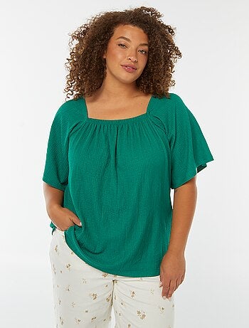 Blouse fluide encolure bardot en maille gaufrée