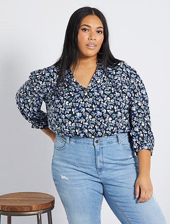 Blouse froncée poitrine