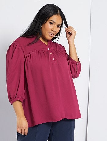Blouse froncée poitrine