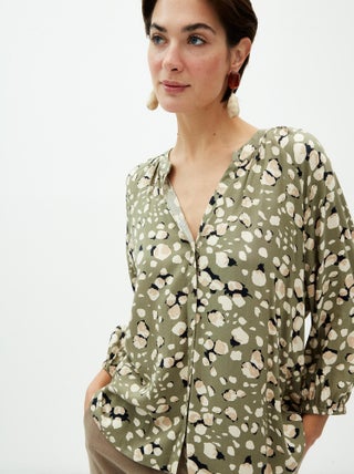 Blouse imprimée à col en V