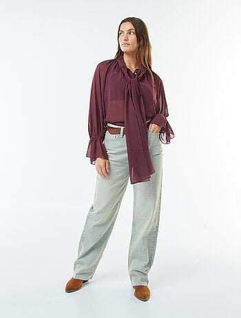 Blouse lavallière fluide avec manches volantées