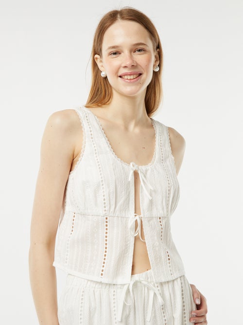 Blouse légère sans manches à nouer avec broderies anglaises - Kiabi