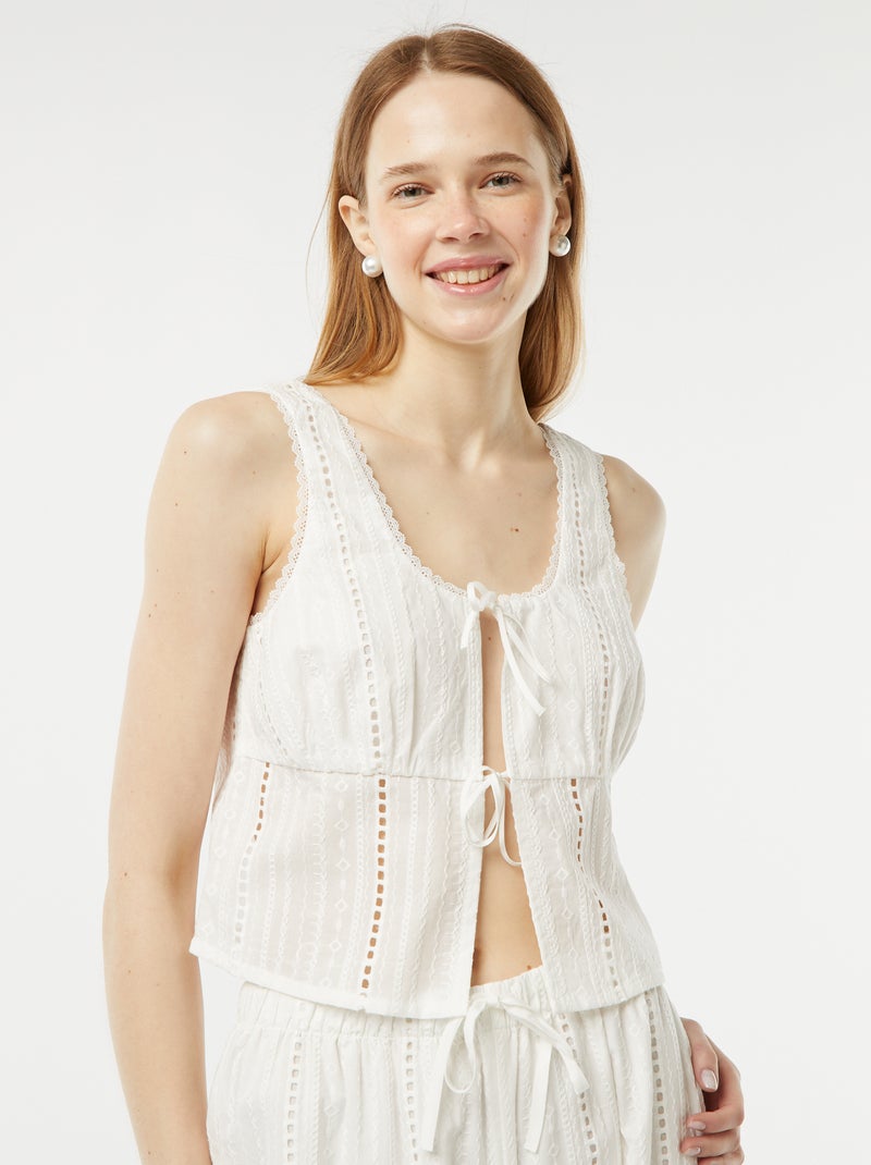 Blouse légère sans manches à nouer avec broderies anglaises Blanc - Kiabi