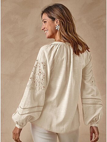 Blouse manches brodées femme
