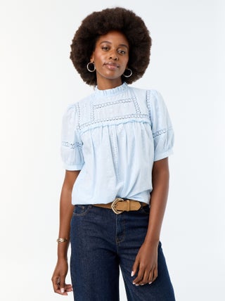 Blouse manches courtes avec broderies