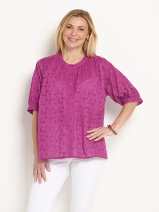 Blouse manches courtes broderie anglaise