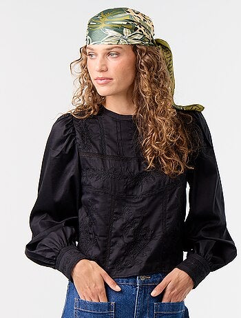 Blouse manches longues avec broderies