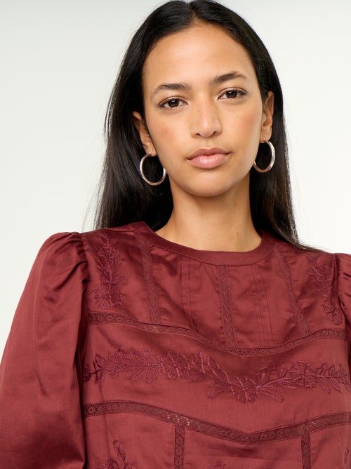 Blouse manches longues avec broderies - Kiabi