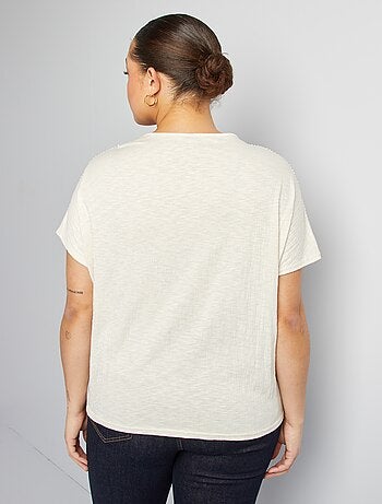 Blouse matière crêpée avec broderies