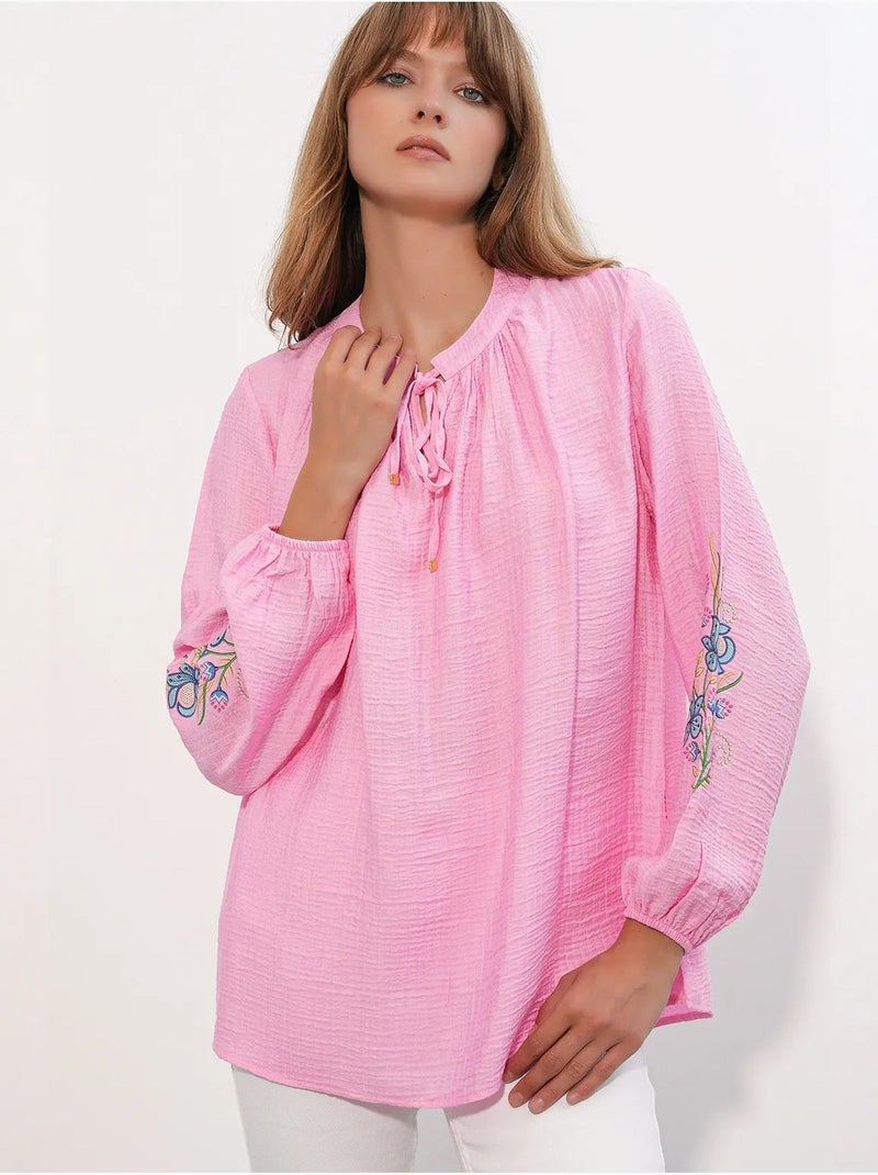 Blouse oversize en crêpe brodé bdart Rose fluo/Solinotes - Kiabi