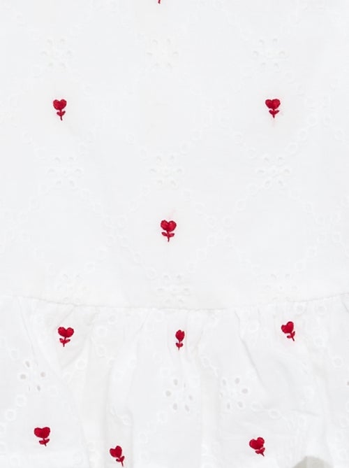 Blouse sans manches avec broderies - Kiabi Blouse sans manches avec broderies - Kiabi