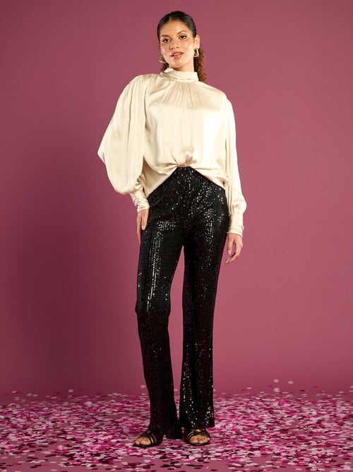 Blouse satinée avec col montant avec fronces - Kiabi