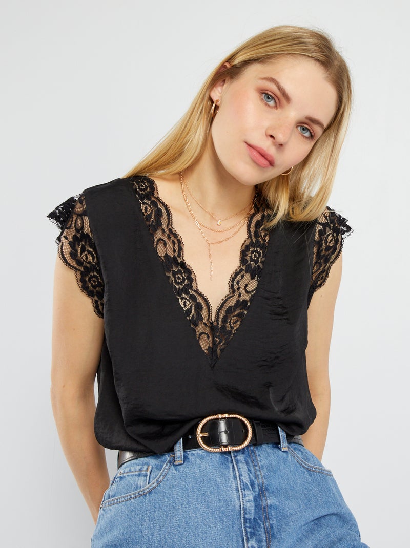 Blouse satinée avec dentelle noir - Kiabi