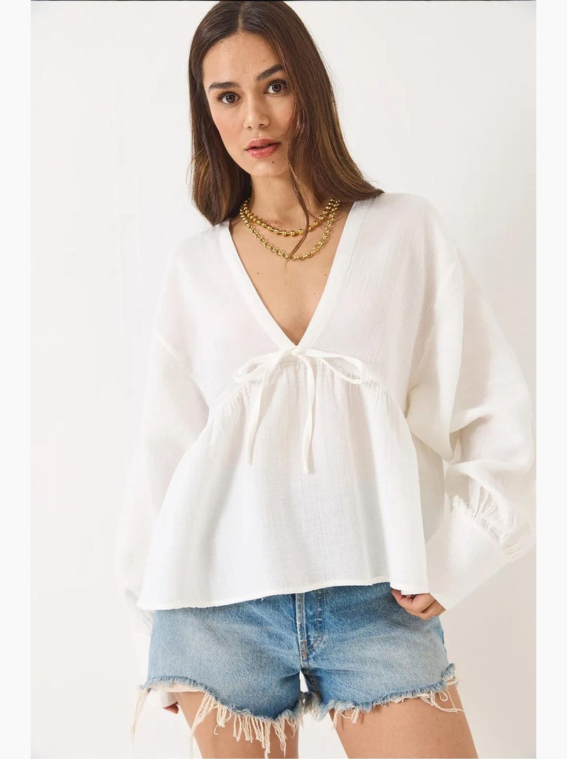 Blouse texturée courte à col en v et nœud lucci Blanc - Kiabi