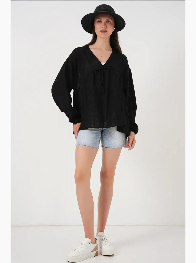 Blouse texturée en seersucker à col en v et nœud bdart Noir - Kiabi