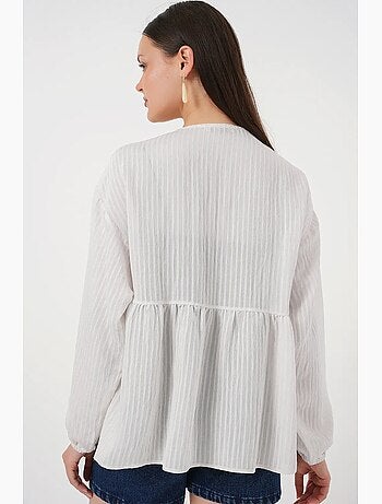 Blouse texturée seersucker à col en v et nœud bdart