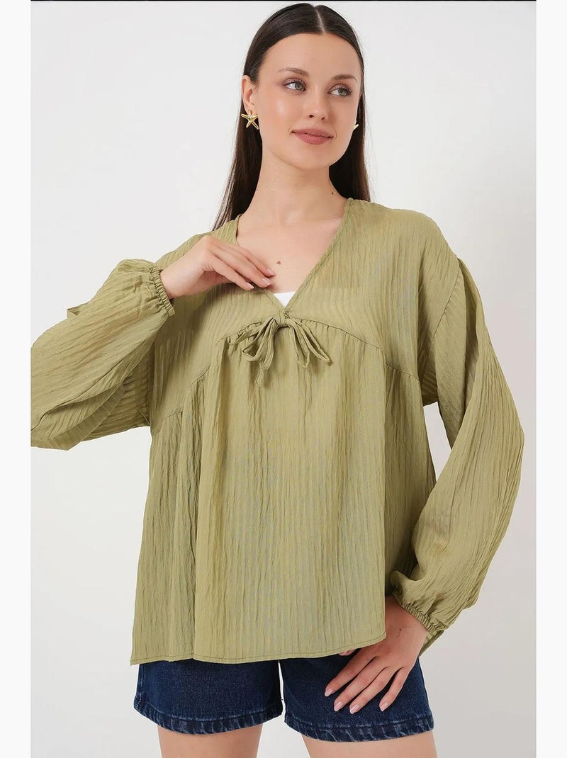 Blouse texturée seersucker à col en v et nœud bdart Vert kaki - Kiabi