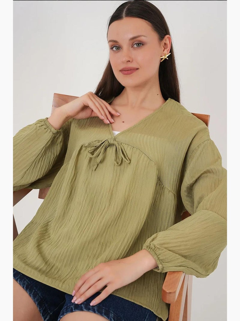 Blouse texturée seersucker à col en v et nœud bdart Vert kaki - Kiabi