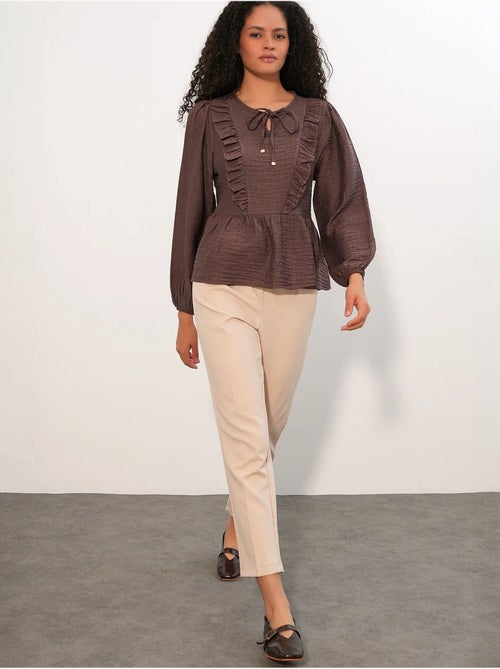 Blouse tissée à volants avec lien bdart - Kiabi Blouse tissée à volants avec lien bdart - Kiabi